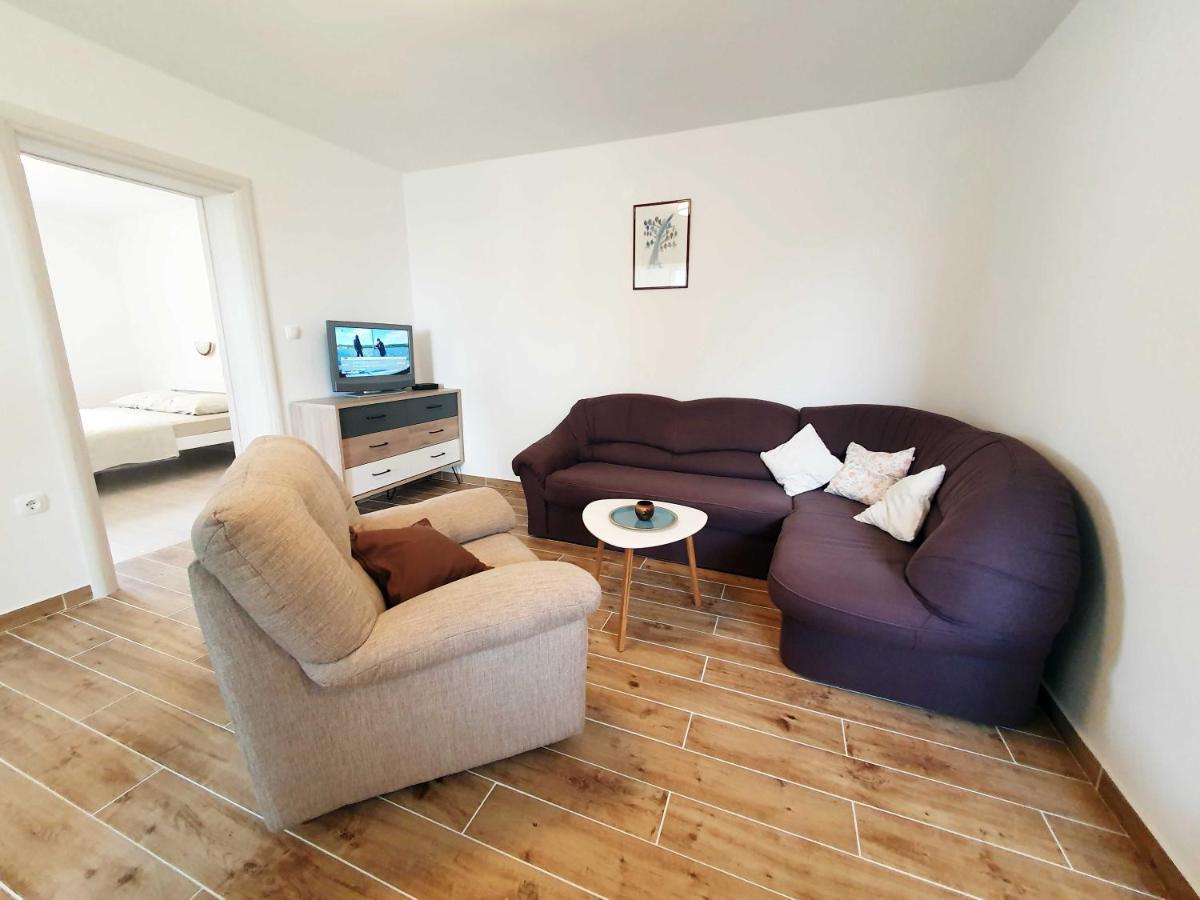 Apartmani Daniela Murter Luaran gambar