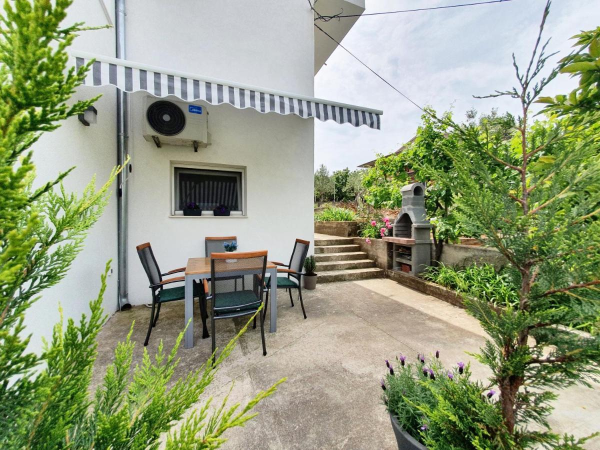 Apartmani Daniela Murter Luaran gambar