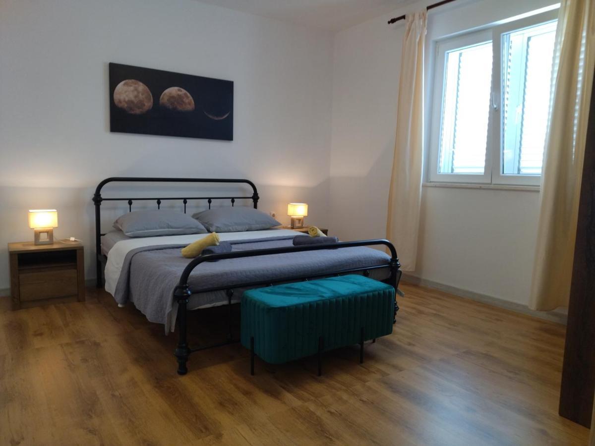 Apartmani Daniela Murter Luaran gambar