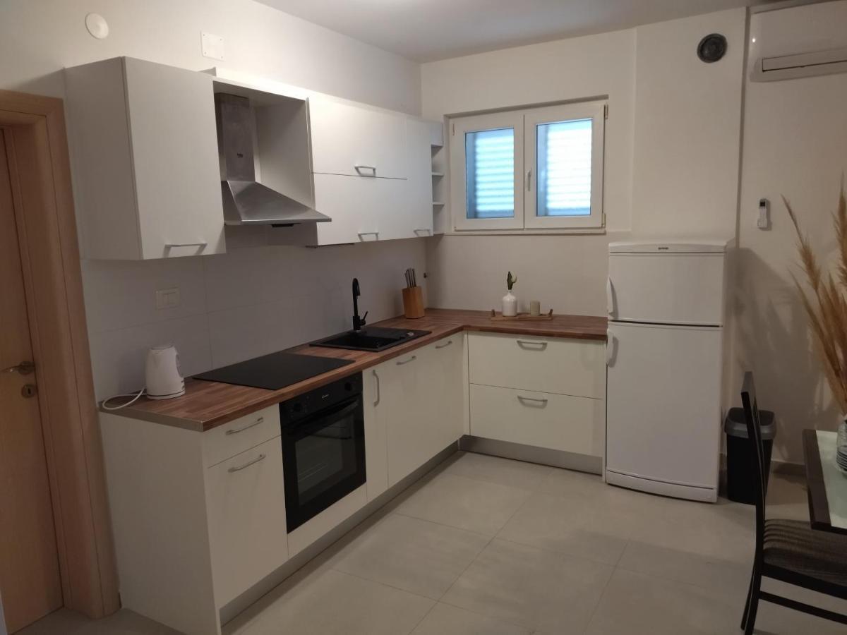 Apartmani Daniela Murter Luaran gambar